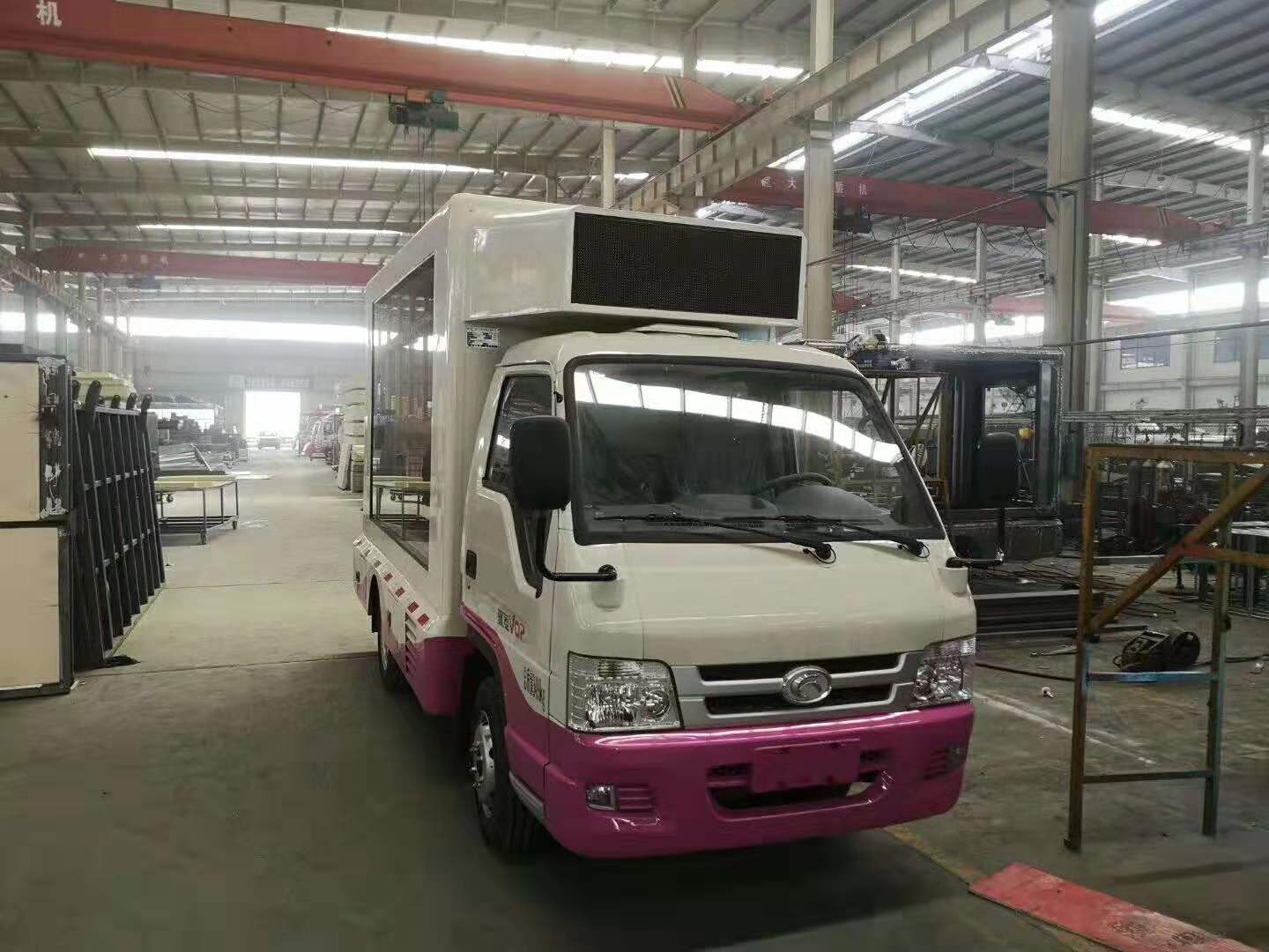 程力福田宣傳車(chē)側(cè)面圖