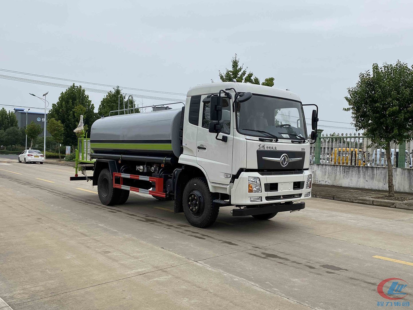 國六12方東風專底D3V灑水車