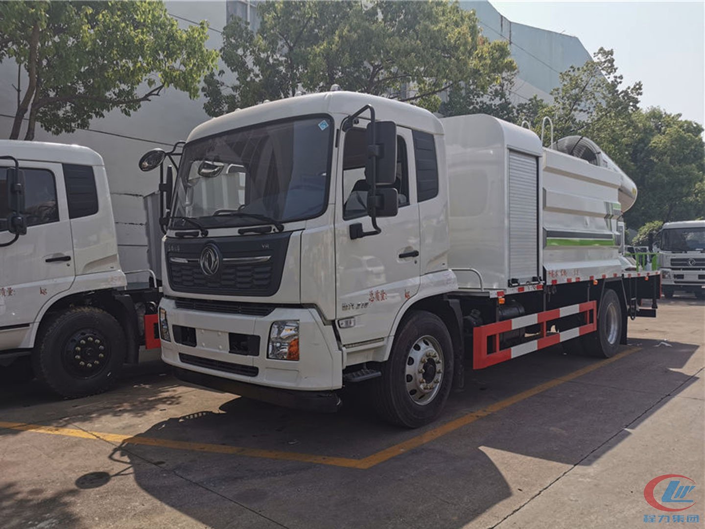 國六東風(fēng)天錦抑塵車(50-100米霧炮)