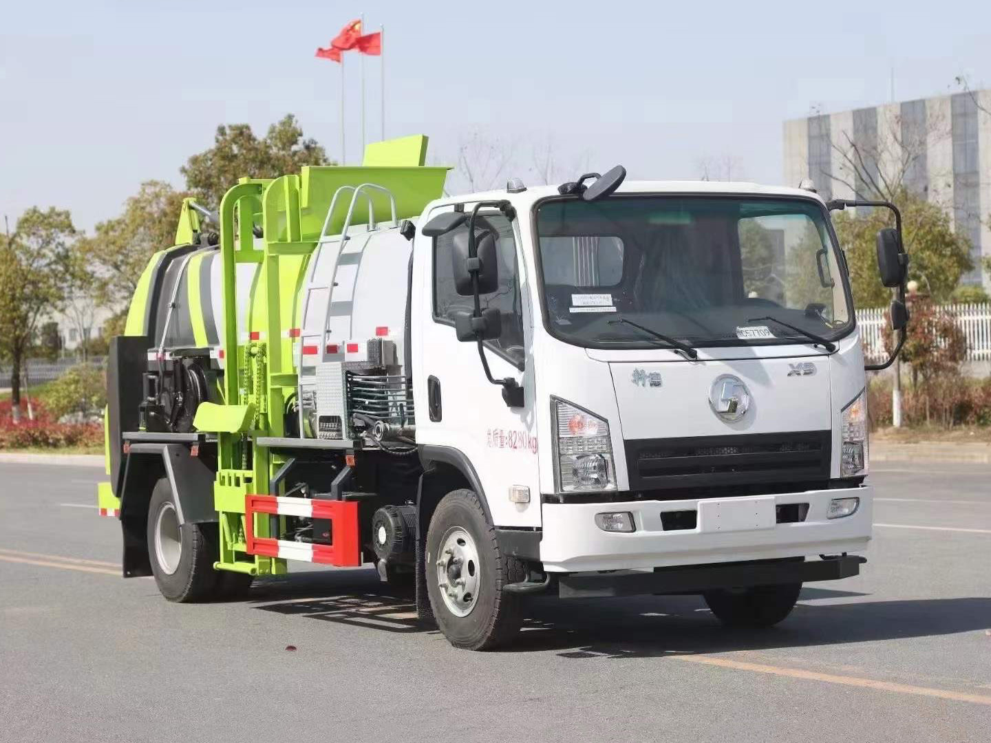 國(guó)六陜汽軒德餐廚垃圾車