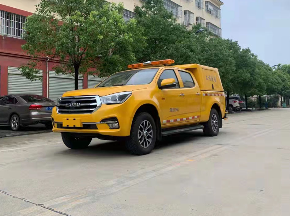 慶鈴五十鈴皮卡搶險(xiǎn)車