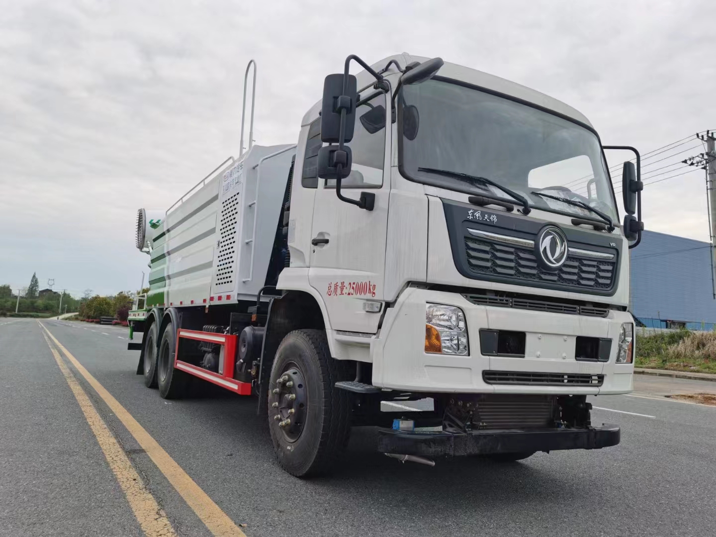 國六東風天錦后雙橋多功能抑塵車