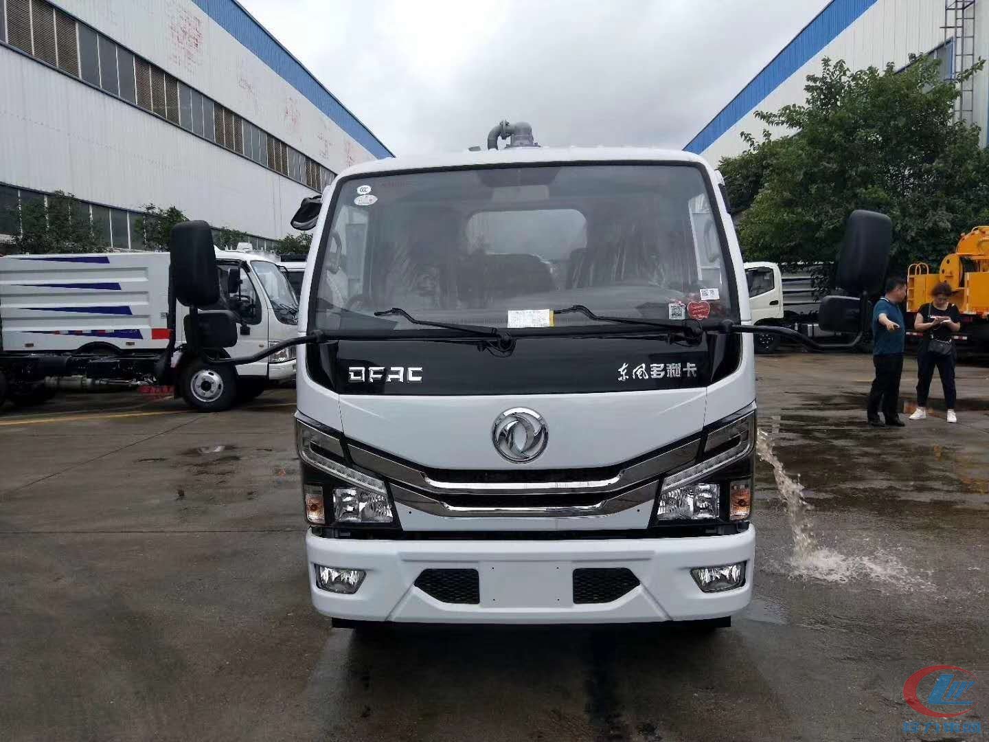 吸污車