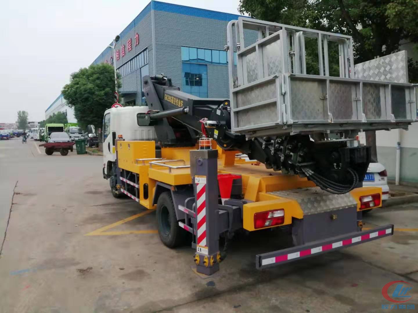 江鈴29米伸縮臂高空作業(yè)車