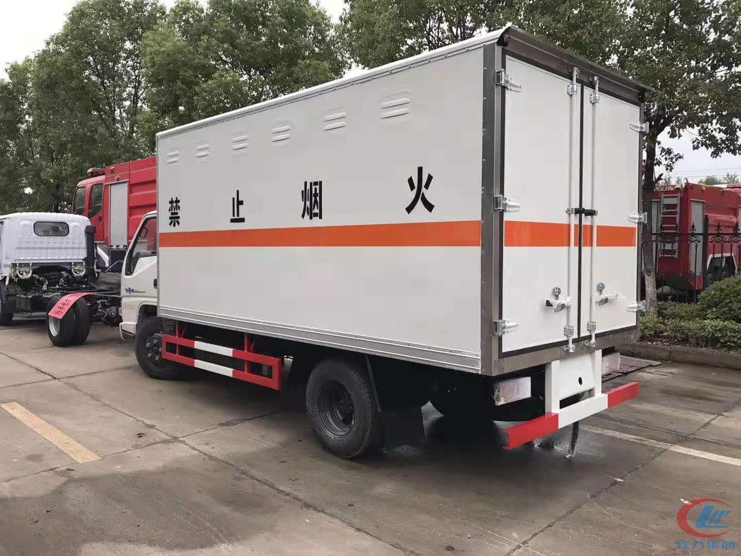 江鈴JMC危險品廂式運輸車